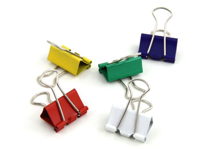 Handy Uses for Binder Clips for Travel (and at Home Too)